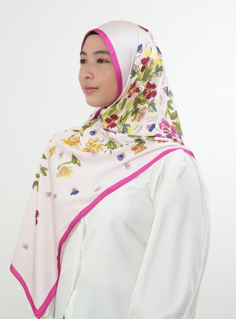 SATIN SHAWL LOVELY PINK (3) SATIN SHAWL LOVELY PINK (3)