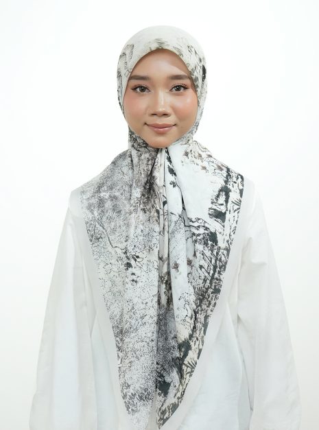 SQ COTTON VOILE GOING GREY 1