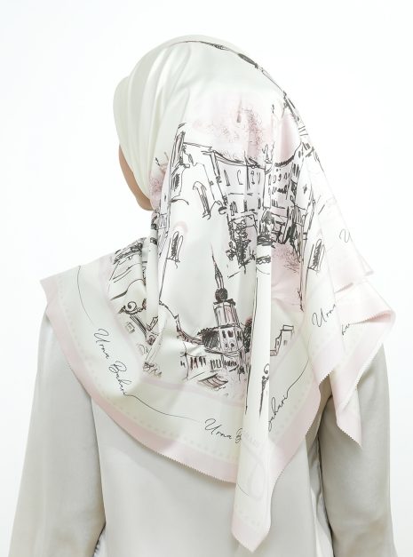 SQ SATIN PINK CUSTARD 1