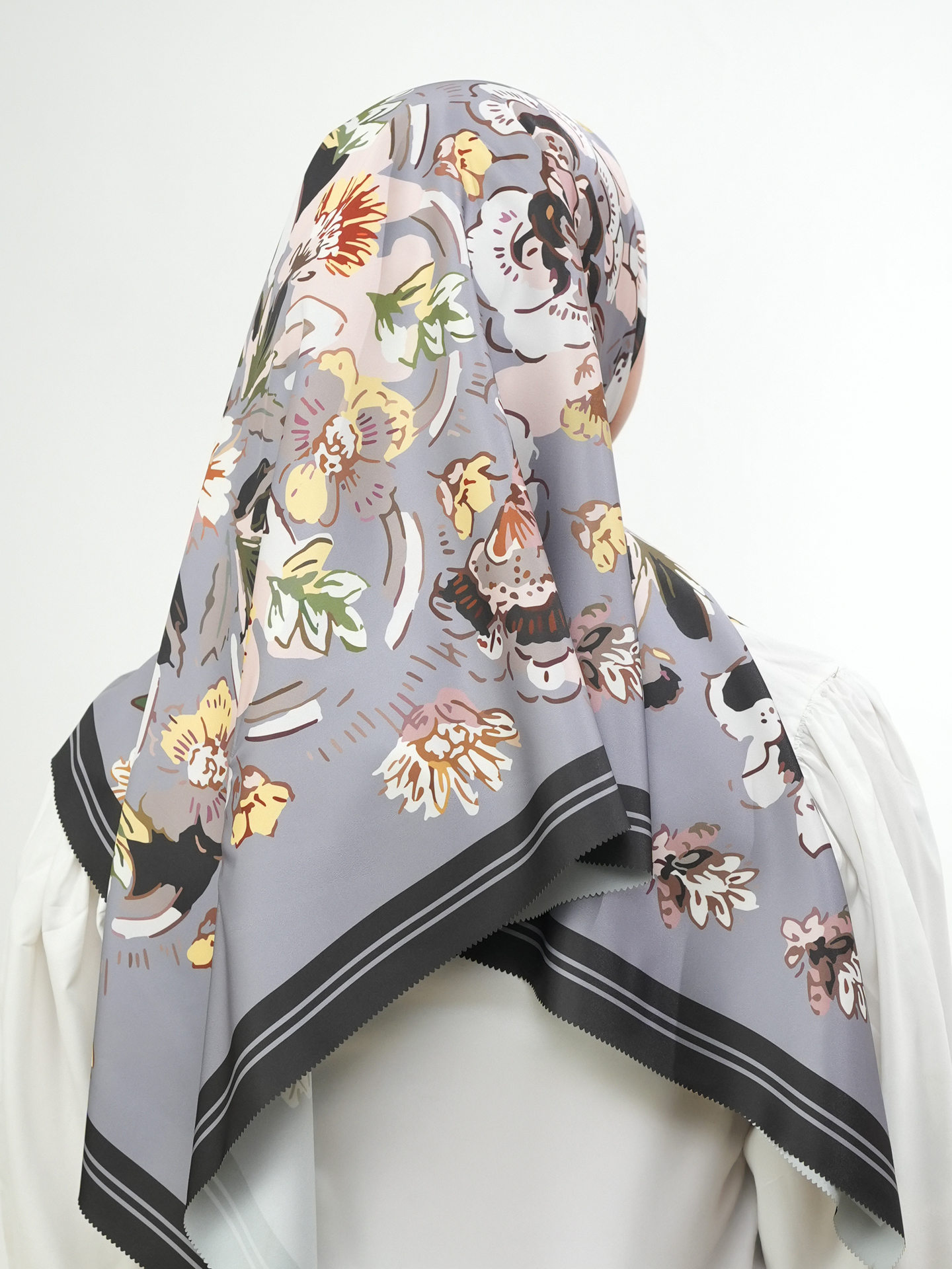 SQ SATIN SMOKE 1