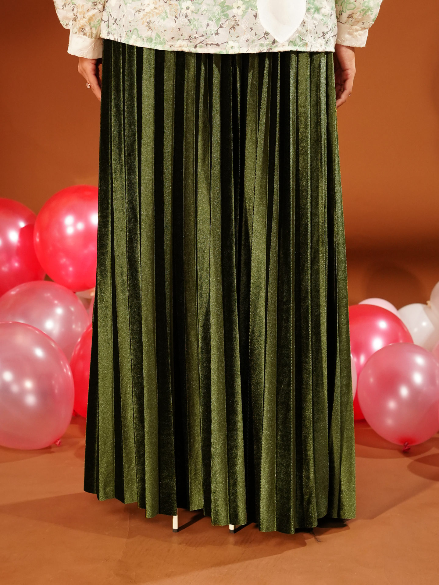 URNA BAHARI - PLEATED BY URNA 013 (3) URNA BAHARI - PLEATED BY URNA 013 (3)